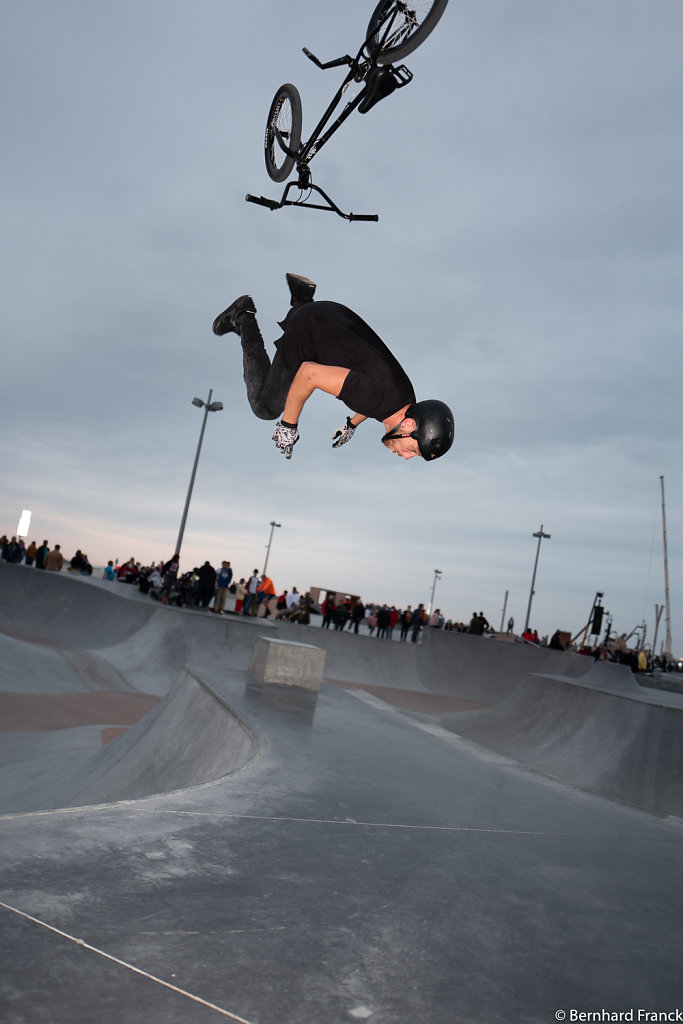 Skatepark, BMX, "la chute" 1